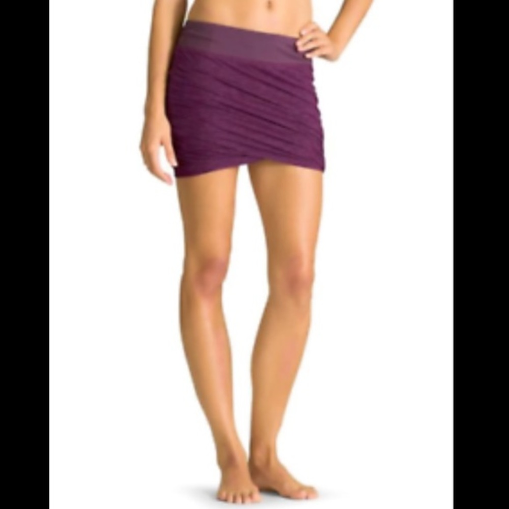 Athleta Twist Stretch Bubble Mini Skirt (EUC) XS
